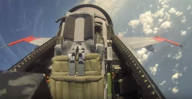 Χωρίς πιλότο η τελευταία πτήση για τα αποσυρόμενα F-16 της Αμερικανικής Αεροπορίας (βίντεο)